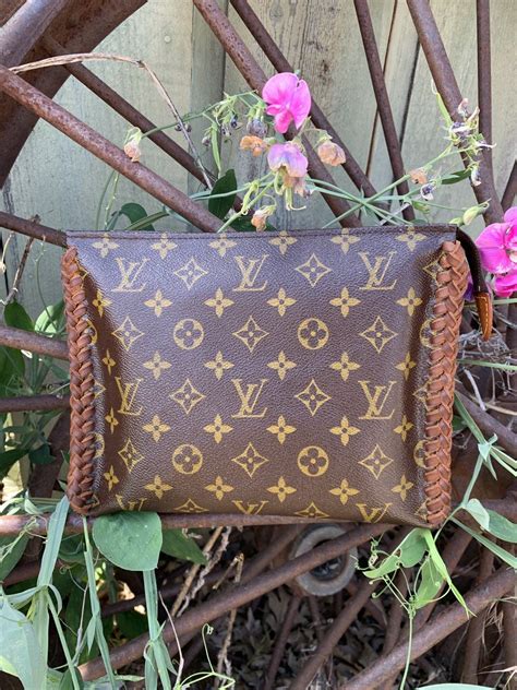 louis vuitton toiletry bag 26 selfridges|Louis Vuitton trash bags price.